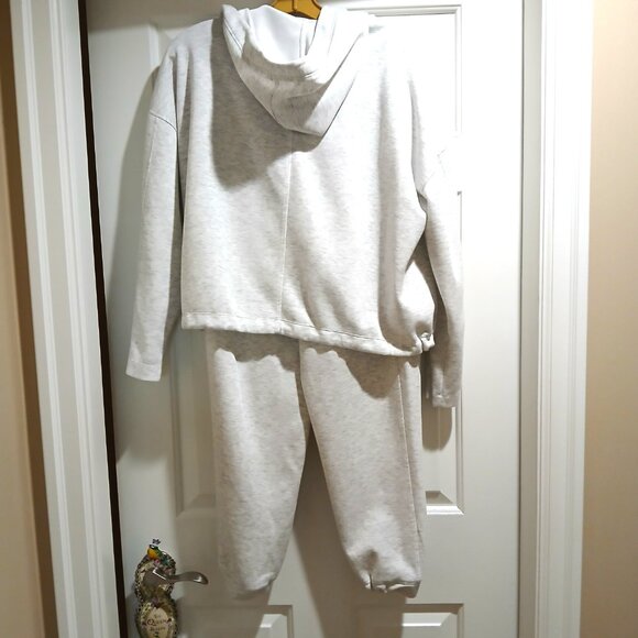 MAX STUDIO - Jogger Suit (2pc) - Picture 2 of 8